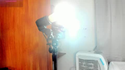 Abril online show from 04.01.26