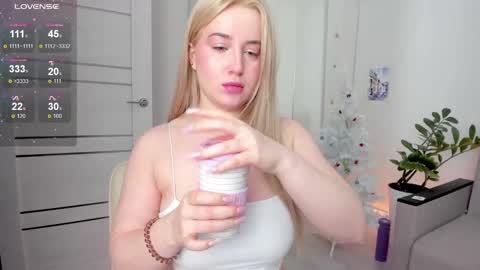 Anna FANSLY yesacid online show from 01.13.26