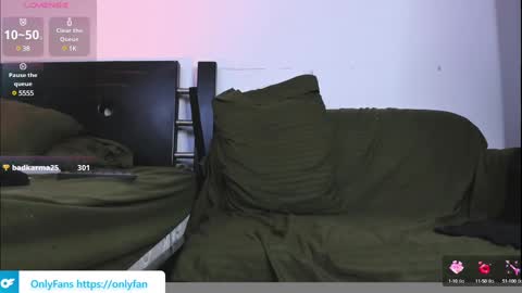 centric independent model   online show from 02.20.25