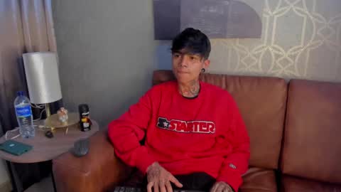 Acid Milo online show from 12.11.24