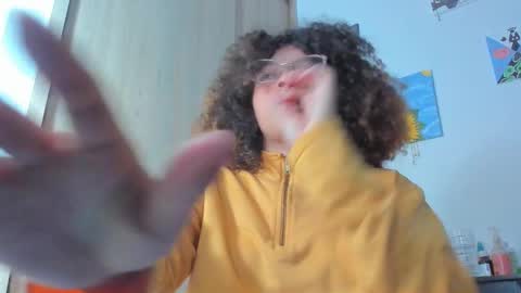 Snapshot of ada_gales_ chatting on 09.25.25  Isa  online show from 09.25.25