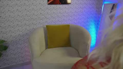 Snapshot of adablue25 chatting on 09.23.25 Ada Blue online show from 09.23.25