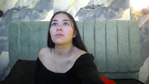 Snapshot of adaira31 chatting on 12.18.25 Adaira online show from 12.18.25