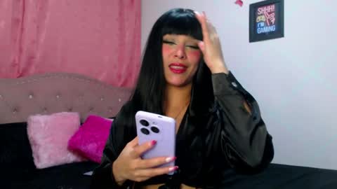 Snapshot of adalet_sair chatting on 01.01.25 adalet online show from 01.01.25