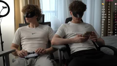 Adam online show from 04.23.26