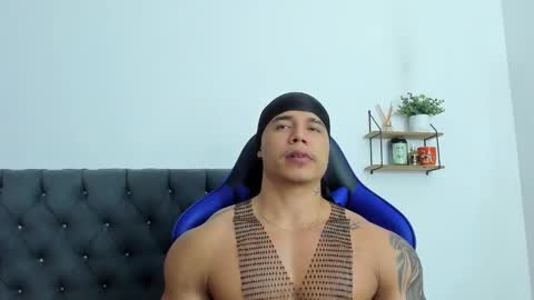 adam boss online show from 01.10.26