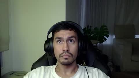 adam_evehotroom online show from 10.07.25