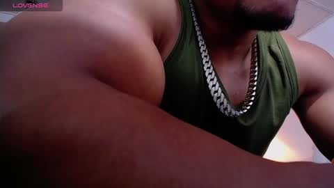 adam_fit19cm online show from 11.04.25