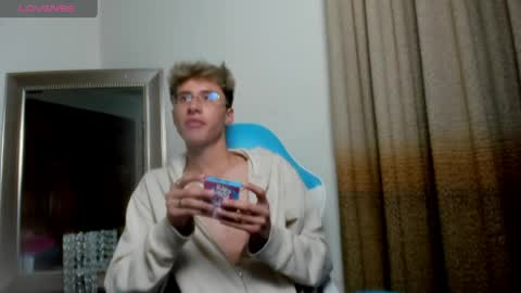 Adam online show from 04.01.26