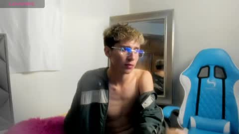 Adam online show from 04.08.26