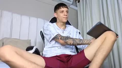 Adam online show from 09.11.25