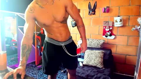 Adam Valencia online show from 12.10.24