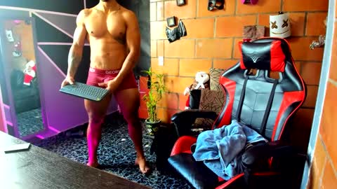 Adam Valencia online show from 12.22.24