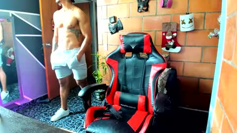 Adam Valencia online show from 12.23.24