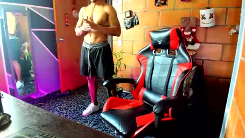 Adam Valencia online show from 12.24.24