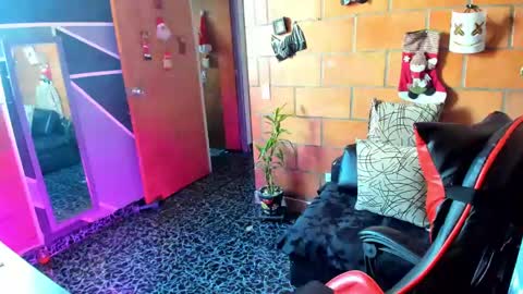 Adam Valencia online show from 01.20.25