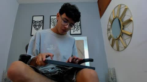 Adams Bobby online show from 03.30.26