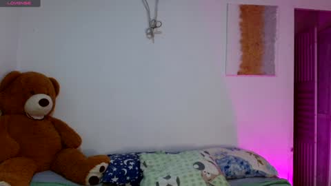 ADAMS Y NIKI online show from 02.09.25