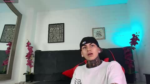 Snapshot of adamswalkerr_ chatting on 02.24.26 AdamsWalkerr online show from 02.24.26