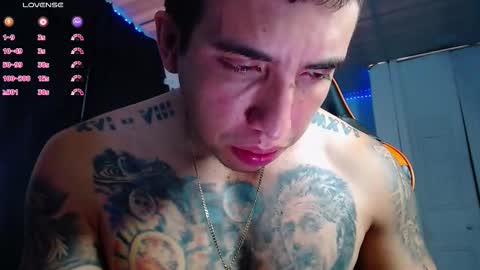 Snapshot of adan_hudson chatting on 11.07.25 Anderson online show from 11.07.25