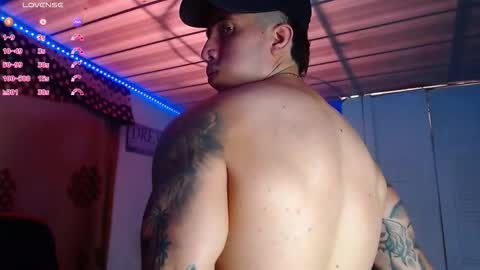 Snapshot of adan_hudson chatting on 11.19.25 Anderson online show from 11.19.25