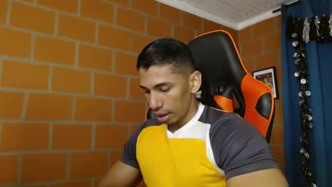 Adan Sin online show from 01.28.25