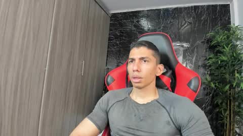 Adan Sin online show from 04.11.26