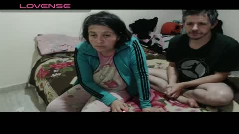 Adan and Eva online show from 04.18.26