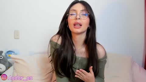 Snapshot of adara_aa chatting on 01.11.25 adara_aa online show from 01.11.25