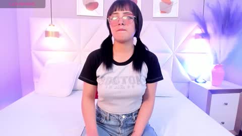 adara_carter_ online show from 09.23.25