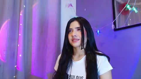 Snapshot of adara_johnson_ chatting on 02.25.26 Adara Johnson online show from 02.25.26