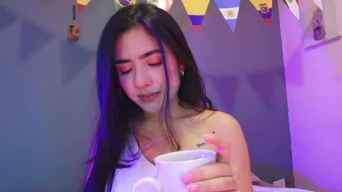 Snapshot of adara_johnson_ chatting on 06.22.26 Adara Johnson online show from 06.22.26