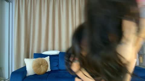 Snapshot of addictive_t chatting on 01.14.25 Tori online show from 01.14.25