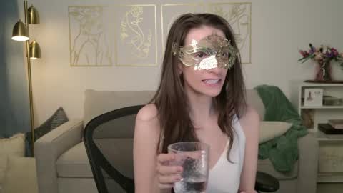 Addison Rose  I am currently away for the holiday weekend. Streams start again on 1242024. Enjoy the holiday online show from 04.11.26