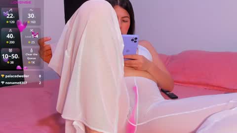 Snapshot of adela_parker chatting on 01.21.25 Adela Parker online show from 01.21.25