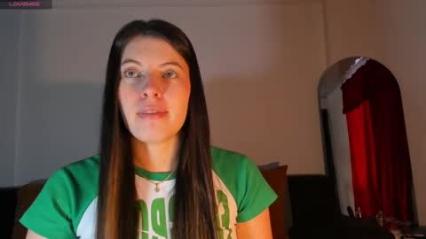 Snapshot of adela_parker chatting on 03.11.25 Adela Parker online show from 03.11.25