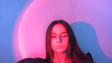 Adele Amore online show from 02.10.25