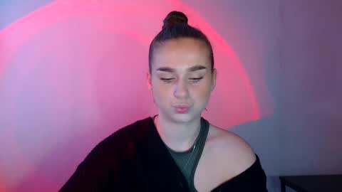 Adele Amore online show from 03.04.25