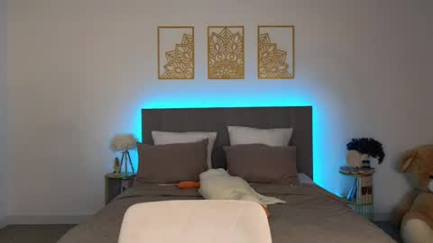 Adele online show from 04.04.26