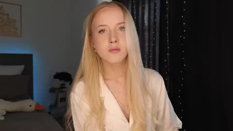 Adele online show from 04.12.26