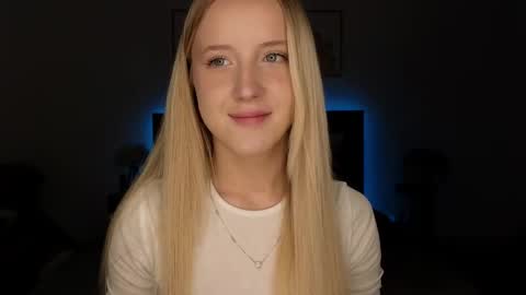 Adele online show from 04.14.26