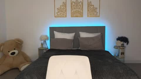 Adele online show from 04.16.26