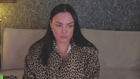 Snapshot of adele_crown chatting on 02.05.26 Adele online show from 02.05.26