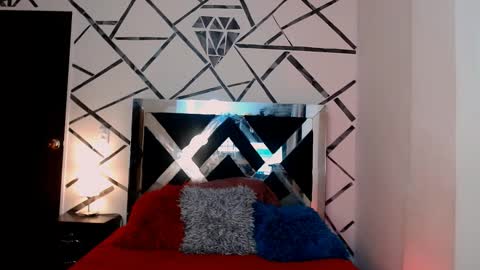 Snapshot of adele_cruzz chatting on 12.14.24 adele cruzz online show from 12.14.24