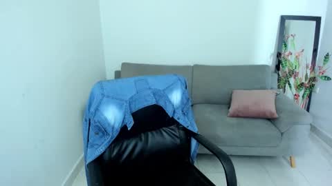 Carolina online show from 11.05.25