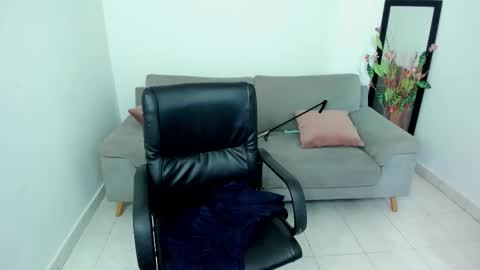 Carolina online show from 12.22.25