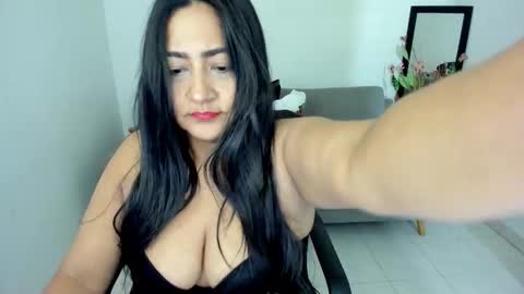 Carolina online show from 12.23.25