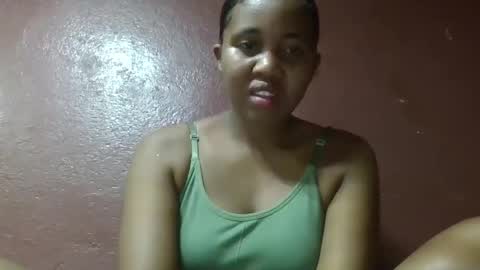 Snapshot of adelealy chatting on 02.20.25 adelealy online show from 02.20.25