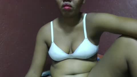 Snapshot of adelealy chatting on 02.24.25 adelealy online show from 02.24.25