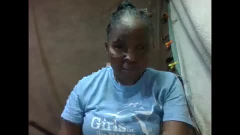Snapshot of adelealy chatting on 09.10.25 adelealy online show from 09.10.25